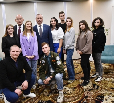 Студенты Новосибирского ГАУ посетили встречу с Губернатором НСО и сенатором РФ от НСО