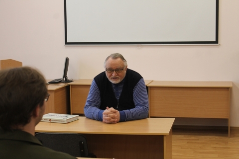 Встреча активистов Новосибирского ГАУ с писателем Шамовым В.В.